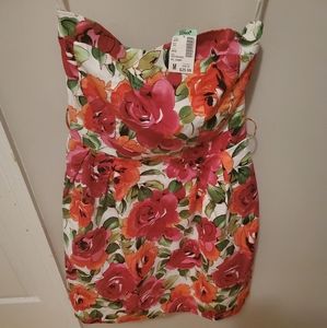 Floral strapless dress